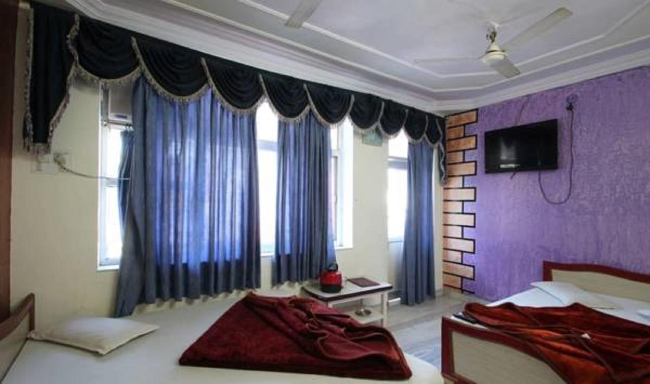 Hotel Sukh Sagar Adžmér Exteriér fotografie